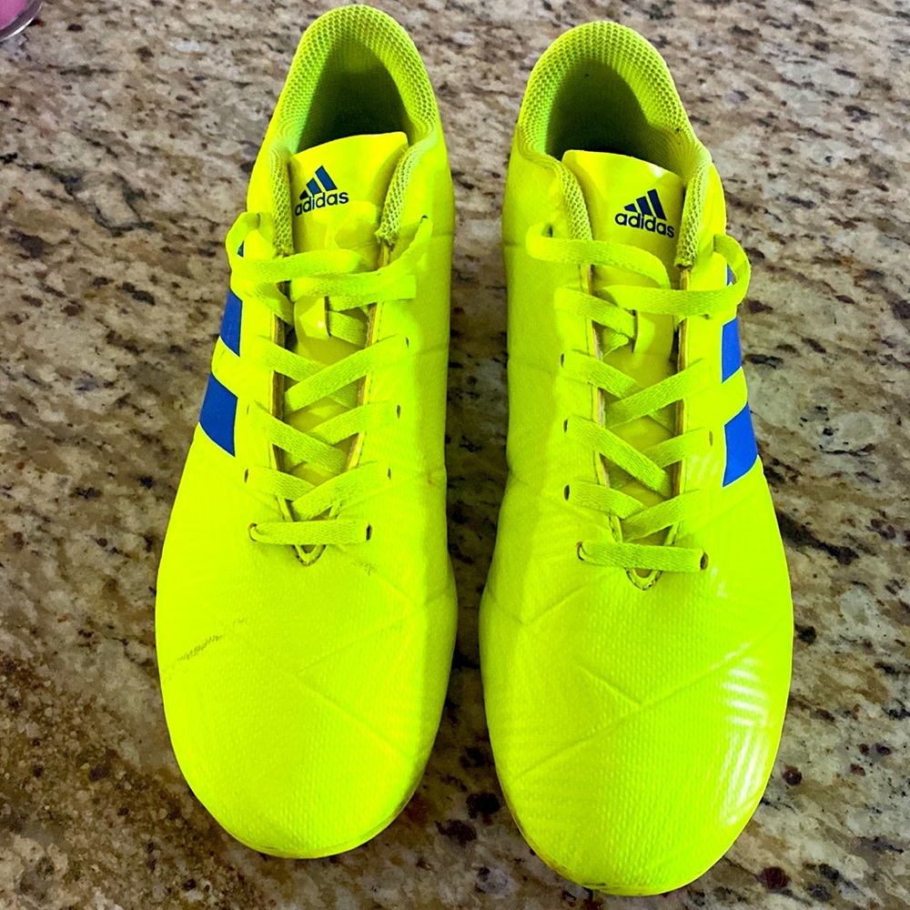 Soccer cleats size 8